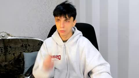 Snapshot of clarkbev chatting on 03.03.26 Clark online show from 03.03.26