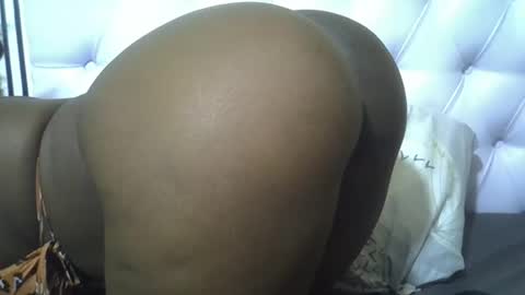 classy_zoey online show from 10.15.25