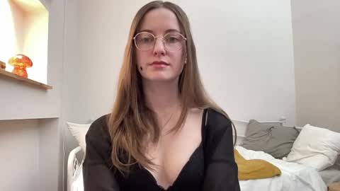 classyandgirly online show from 04.16.26