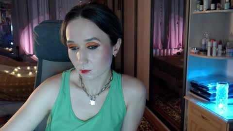 classyinna online show from 11.27.25