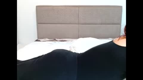 Snapshot of claudiacoxxx chatting on 02.13.25 claudiacoxxx online show from 02.13.25
