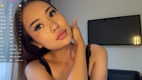 Lili online show from 05.30.26