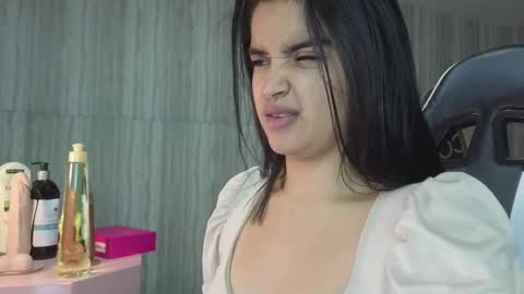 Clementine online show from 11.29.25