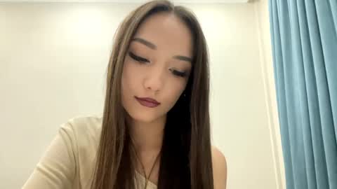 Snapshot of clementinecampion chatting on 05.12.26 Viki online show from 05.12.26