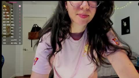 Snapshot of cleo_cam chatting on 09.17.25 Cleo Schedule Updates online show from 09.17.25