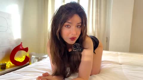 Snapshot of cleopatra_sinns chatting on 01.11.25 cleopatra_sinns online show from 01.11.25