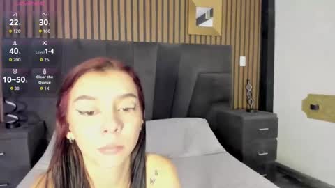 Snapshot of cleowhite_ chatting on 09.20.25 cleowhite_ online show from 09.20.25