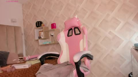 clhoe_johnson_ online show from 03.30.26