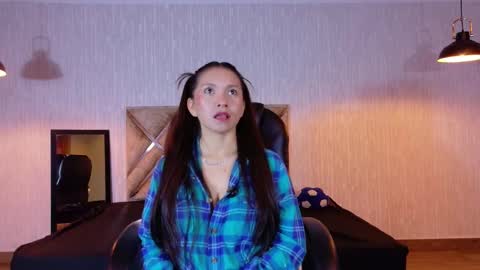 Cloe online show from 12.22.25