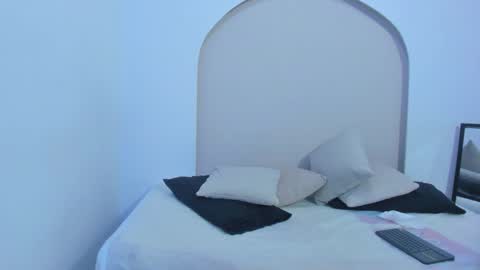 Snapshot of cloe_amazingg chatting on 12.08.24 Cloe online show from 12.08.24