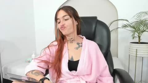 Snapshot of cloe_amazingg chatting on 01.05.26 Cloe online show from 01.05.26