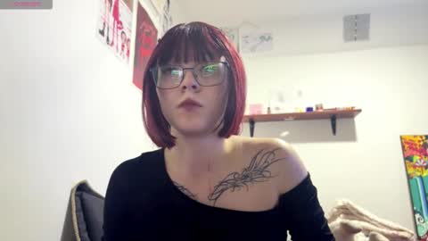 Snapshot of cloe_five chatting on 03.03.26 CLOE online show from 03.03.26