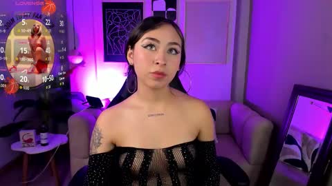 Cloe  online show from 10.13.25