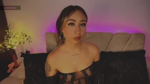 cloe_martinezz_ online show from 06.19.26