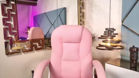 Snapshot of cloe_sm chatting on 10.09.25 Cloe online show from 10.09.25