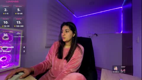 cloe small online show from 03.27.26