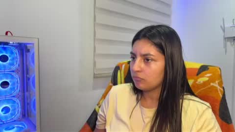 Snapshot of cloe_small08 chatting on 06.30.26 cloe small online show from 06.30.26
