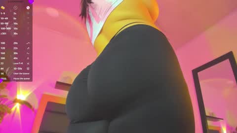 Snapshot of cloe_yeraldy_ chatting on 02.07.26 CHARLOTTE online show from 02.07.26