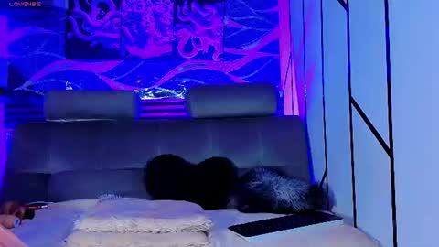 Snapshot of cloee_cameron chatting on 06.24.26 cloee_cameron online show from 06.24.26
