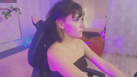 cloee_tay1 online show from 07.24.26