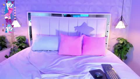 Cloe Harp  online show from 01.13.25