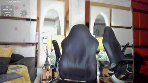 ---Cloe--- online show from 03.11.25