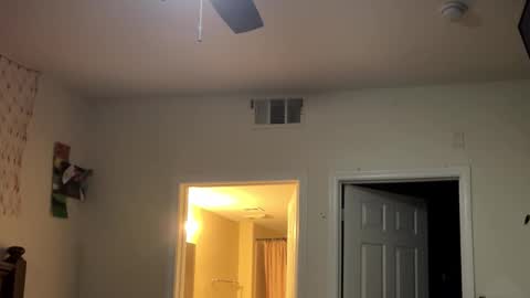 Snapshot of cloudy_dayz69 chatting on 11.30.25 Cloudy Dayz online show from 11.30.25