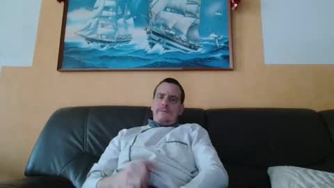 Snapshot of clouplefun chatting on 12.16.24 clouplefun online show from 12.16.24