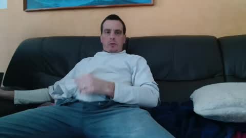 Snapshot of clouplefun chatting on 12.30.24 clouplefun online show from 12.30.24