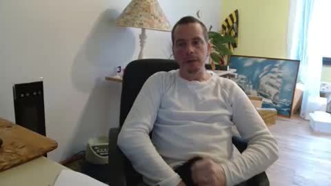 Snapshot of clouplefun chatting on 09.25.25 clouplefun online show from 09.25.25