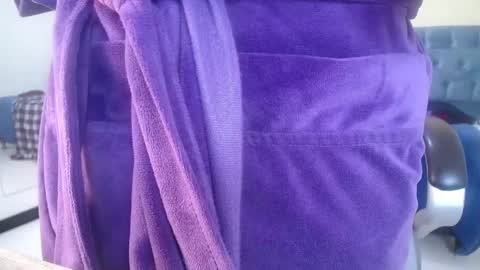 Snapshot of clown_face chatting on 12.05.24 emely dolce online show from 12.05.24