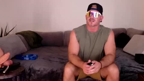 Snapshot of coachnhisboy chatting on 06.13.26 ThickChicagoBro online show from 06.13.26