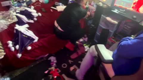 COCK N CREAMZ  WET DREAMZ online show from 12.14.24