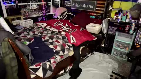 COCK N CREAMZ  WET DREAMZ online show from 12.31.24