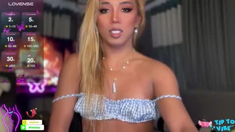 Snapshot of cockprincess_dianna chatting on 10.19.25 PrincessDianna IslandGirl CUMSHOW in PVT and PASSWORDSHOW online show from 10.19.25