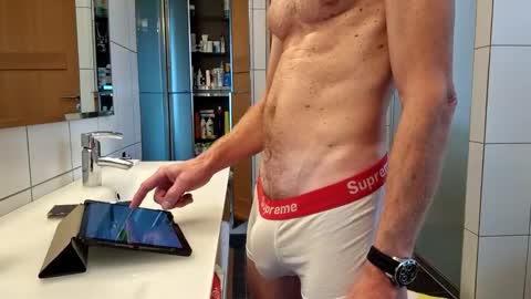 Cockvantage online show from 10.26.25