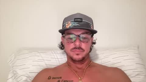 Snapshot of cockyathlete69 chatting on 09.17.25 cockyathlete69 online show from 09.17.25