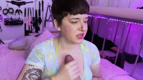 Snapshot of cocodeville chatting on 03.11.25 Coco Deville online show from 03.11.25