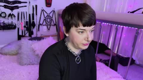 Snapshot of cocodeville chatting on 03.11.25 Coco Deville online show from 03.11.25