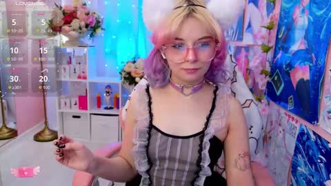 Mia online show from 11.15.25