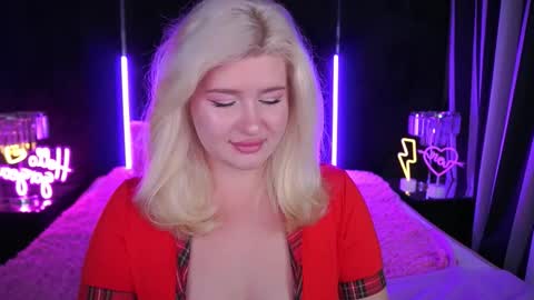 Snapshot of cocosecretss chatting on 10.09.25 onlyfans amyleyy online show from 10.09.25