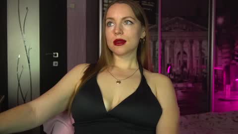 Snapshot of cocosweetty chatting on 12.13.24 Jenny jennycocosweetty online show from 12.13.24