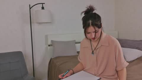 Kim online show from 04.16.26