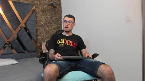 Snapshot of codyywalker chatting on 01.28.25 Cody Walker online show from 01.28.25