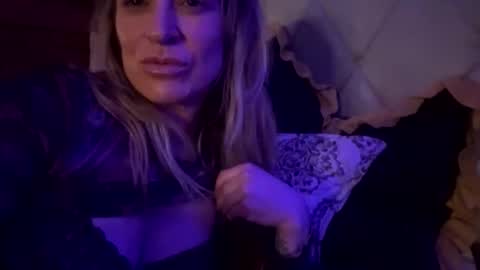 coldhearted69buthot online show from 12.17.25