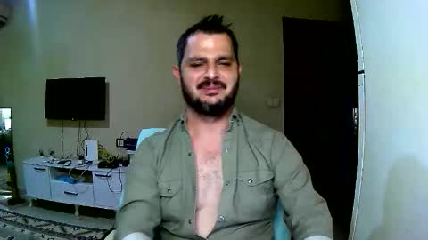 Snapshot of coldskull15 chatting on 10.18.25 coldskull15 online show from 10.18.25