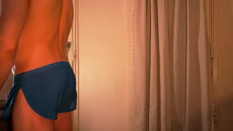 Snapshot of coldsweats chatting on 12.31.24 coldsweats online show from 12.31.24