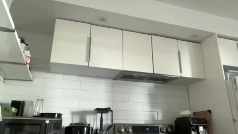 Snapshot of coleblack77 chatting on 11.19.25 Cole online show from 11.19.25