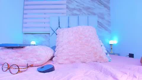 colett online show from 12.17.25