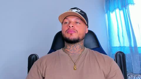 colin_fox1 online show from 04.01.26